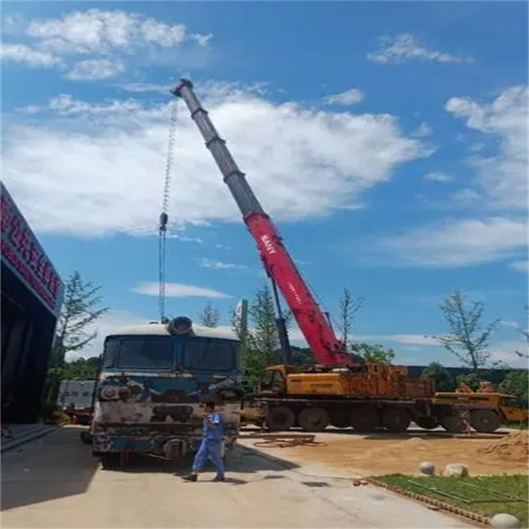 巴中吊车出租｜16吨汽车吊｜工地吊装/设备吊运｜灵活调度_专业团队