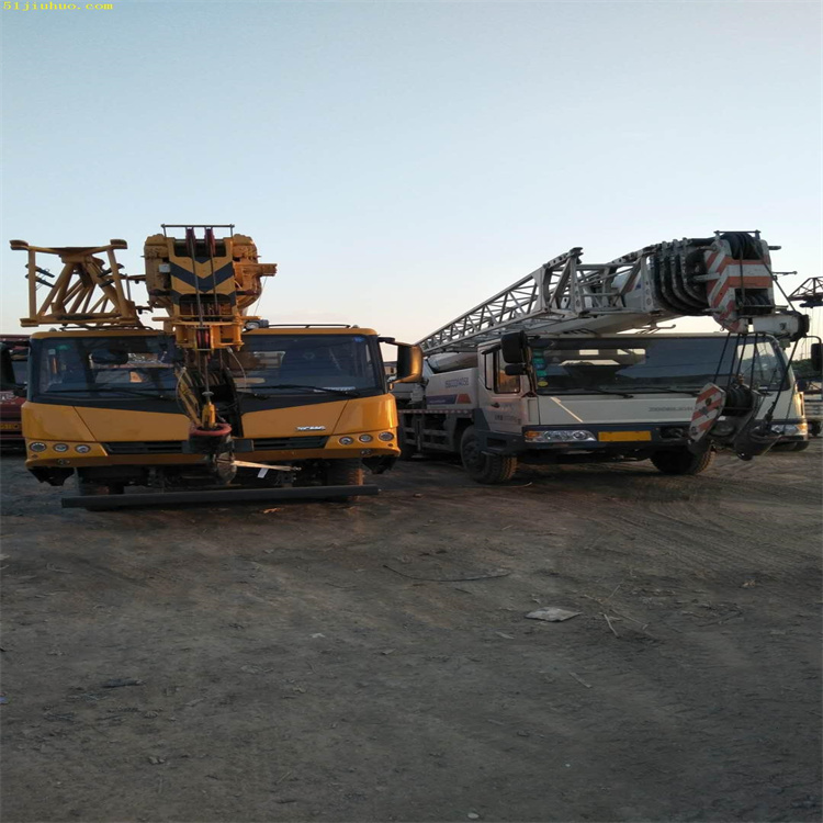 巴中吊车吊挖机正确办法