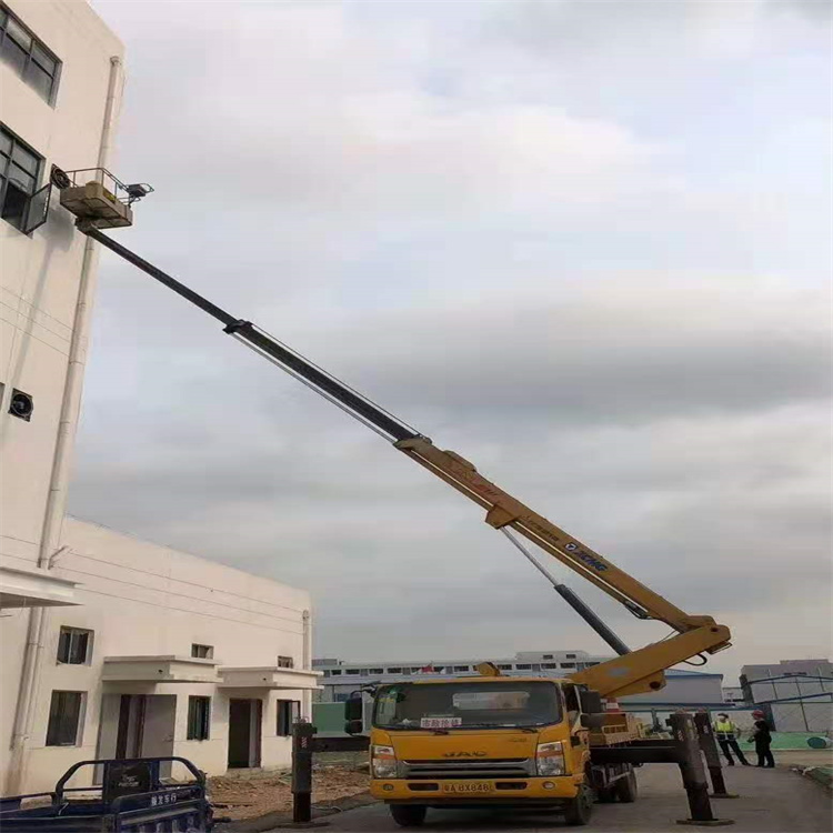 巴中附近高空车出租|市政施工/设备安装专用|随叫随到|亿立达设备租赁